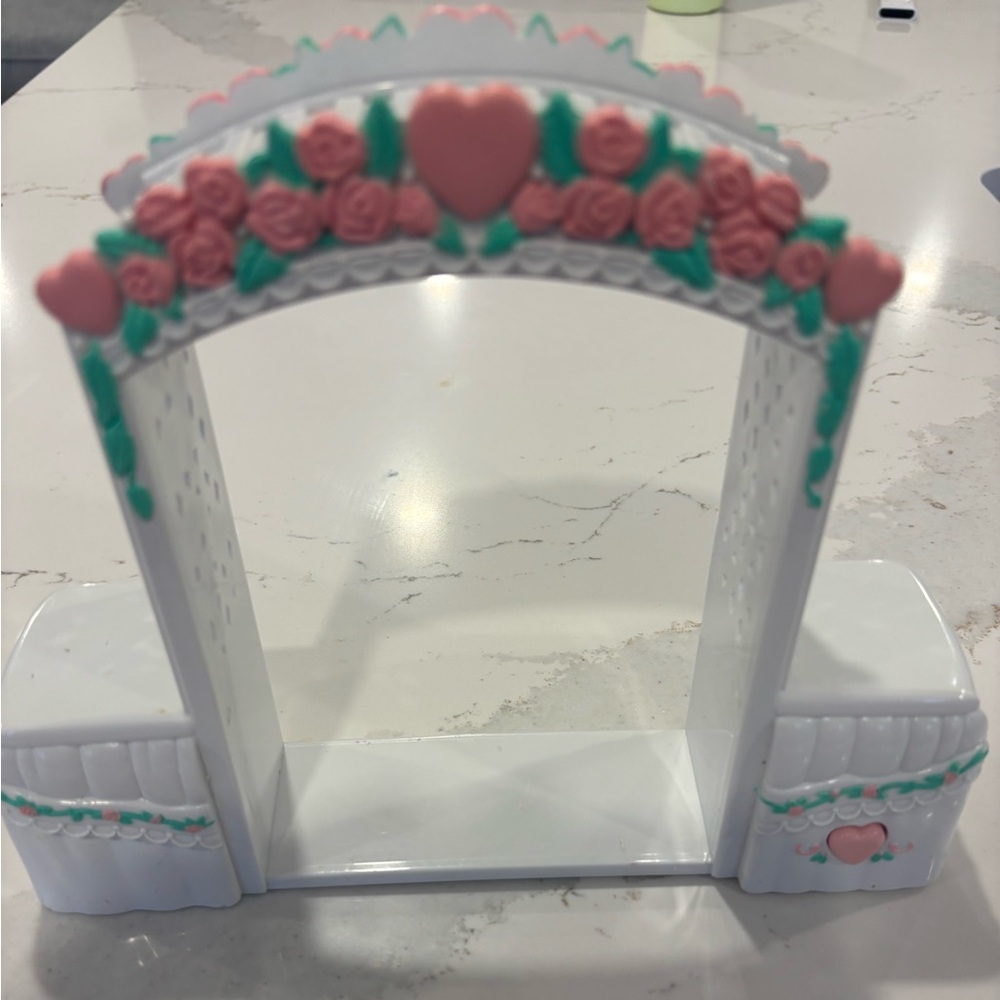 Vintage Fisher Price Loving Family Musical Wedding Arch 1999 Works